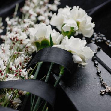 Tips for Writing the Best Obituary